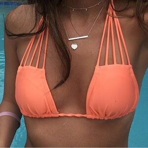 Luli Fama – Verano de Rumba Strappy Triangle Bikini Top MIAMI PEACH / XS